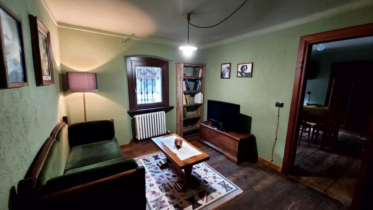 Apartmán Lo Solan Valpelline Exteriér fotografie